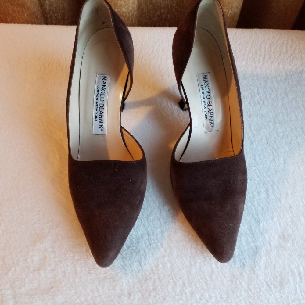 Manolo MOVING MUST SELL
